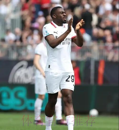 迪亚斯不在安帅计划内 米兰希望他继续为其效力 迪亚斯不在安帅计划内 米兰希望他继续为其效力